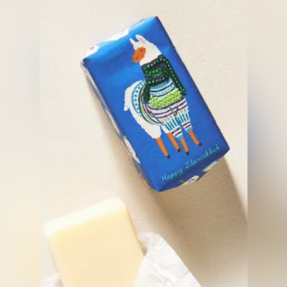 MILY TAYLOR FOR GEORGE & VIV BAR SOAP Happy Liamakkah Dreidel (Peppermint Pop)